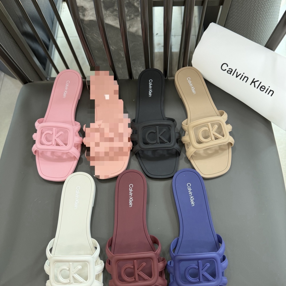 Calvin Klein 2026 Summer CK Logo Jelly Slides – Resort-Ready, Ultra-Soft & Lightweight for Beach & Travel