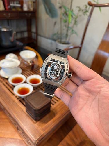 Richard Mille RM 052 “Supreme Ghost King” Tourbillon – Aviation Titanium Case with Skull Motif & Indonesian Rubber Strap