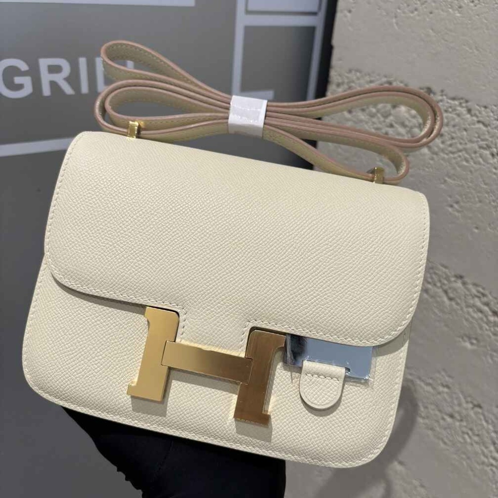 Hermès Constance 19cm Mini Bag in Milkshake White Epsom Leather with Gold Hardware