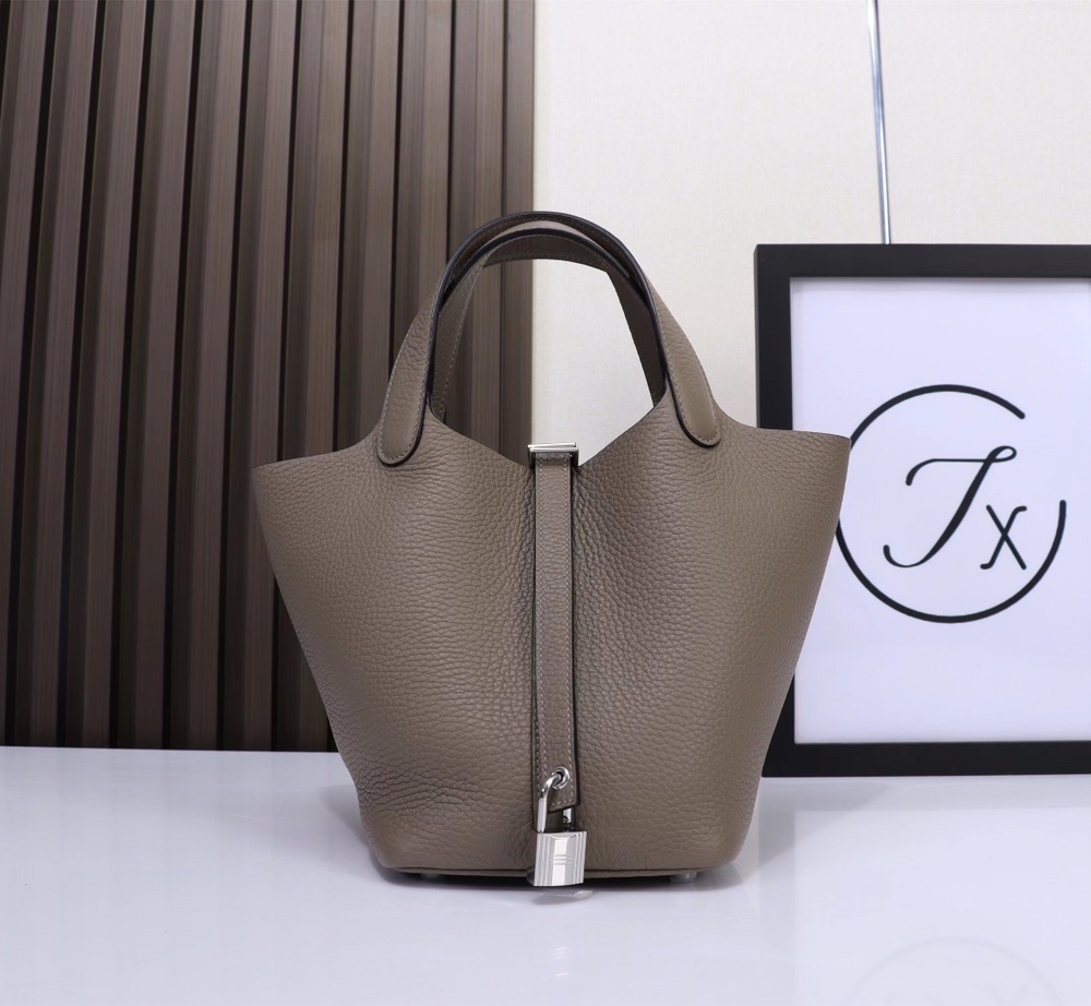Hermès Picotin Lock Tote Bag | Elephant Grey Leather with Silver Hardware