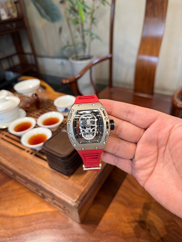 Richard Mille RM 052 “Supreme Ghost King” Tourbillon – Aviation Titanium Case with Skull Motif & Indonesian Rubber Strap
