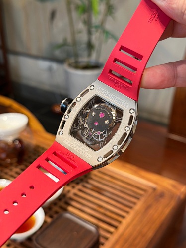 Richard Mille RM 052 “Supreme Ghost King” Tourbillon – Aviation Titanium Case with Skull Motif & Indonesian Rubber Strap