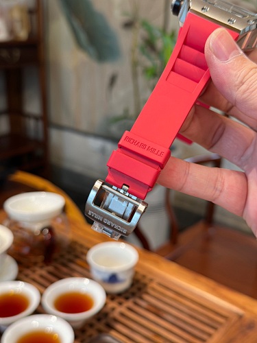 Richard Mille RM 052 “Supreme Ghost King” Tourbillon – Aviation Titanium Case with Skull Motif & Indonesian Rubber Strap