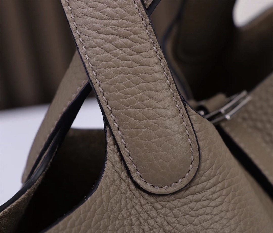 Hermès Picotin Lock Tote Bag | Elephant Grey Leather with Silver Hardware