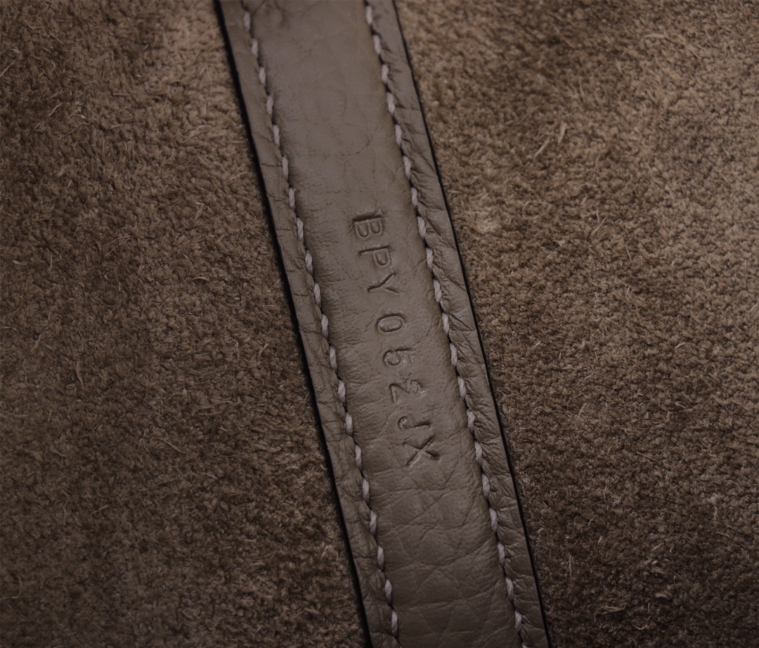 Hermès Picotin Lock Tote Bag | Elephant Grey Leather with Silver Hardware