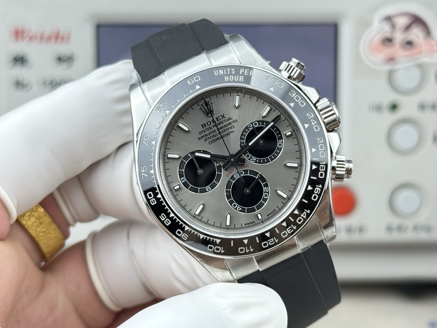 Rolex Cosmograph Daytona 126519LN “Cement Grey” in 18K White Gold with Oysterflex Strap & Caliber 4131