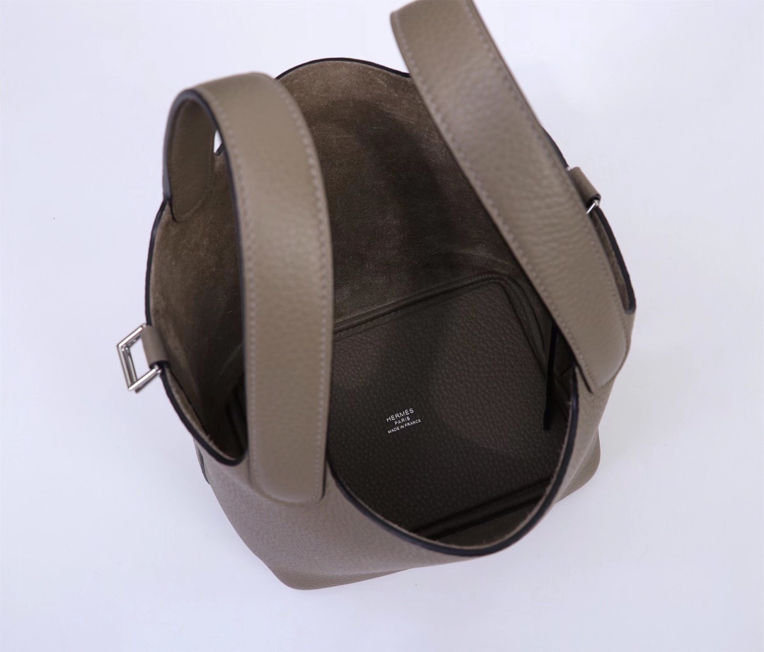 Hermès Picotin Lock Tote Bag | Elephant Grey Leather with Silver Hardware
