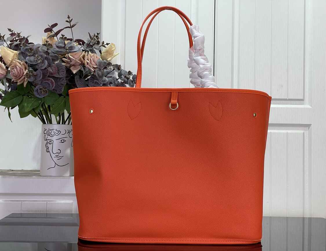 Louis Vuitton Neverfull GM City Exclusive – Monogram Canvas with Orange Leather Trim & Detachable Pouch (Model M29208)