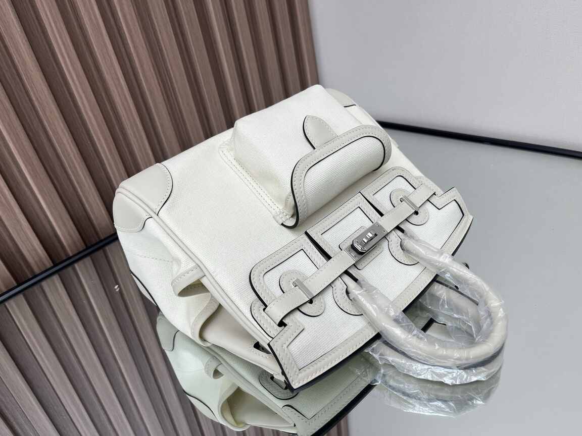 Hermès Birkin 25 Cargo – Cream White Canvas & Swift Leather with Silver Hardware (Limited Edition)