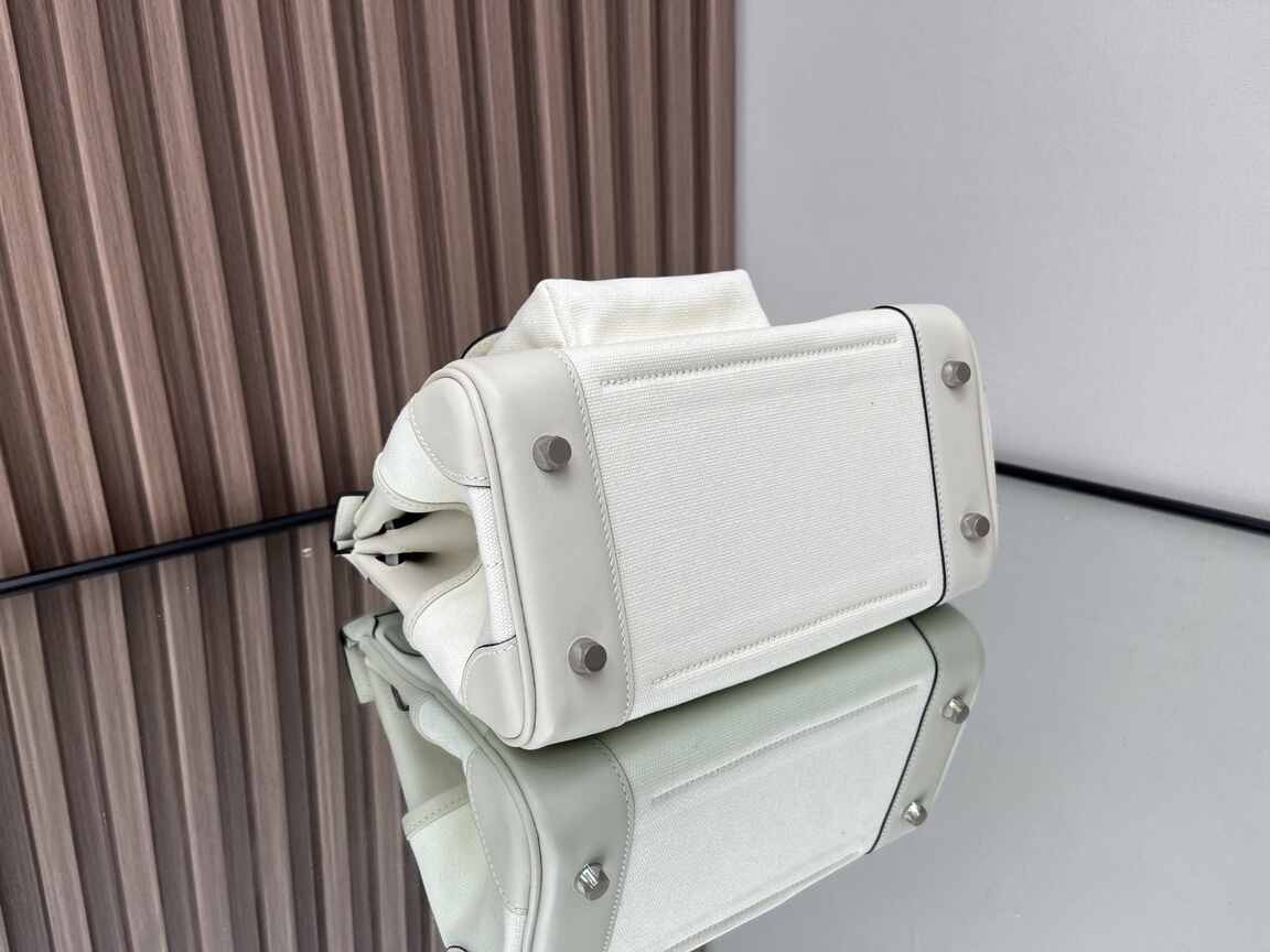 Hermès Birkin 25 Cargo – Cream White Canvas & Swift Leather with Silver Hardware (Limited Edition)
