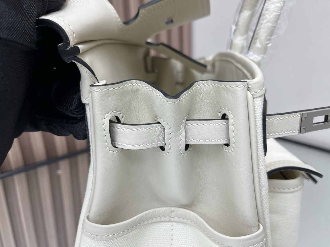 Hermès Birkin 25 Cargo – Cream White Canvas & Swift Leather with Silver Hardware (Limited Edition)